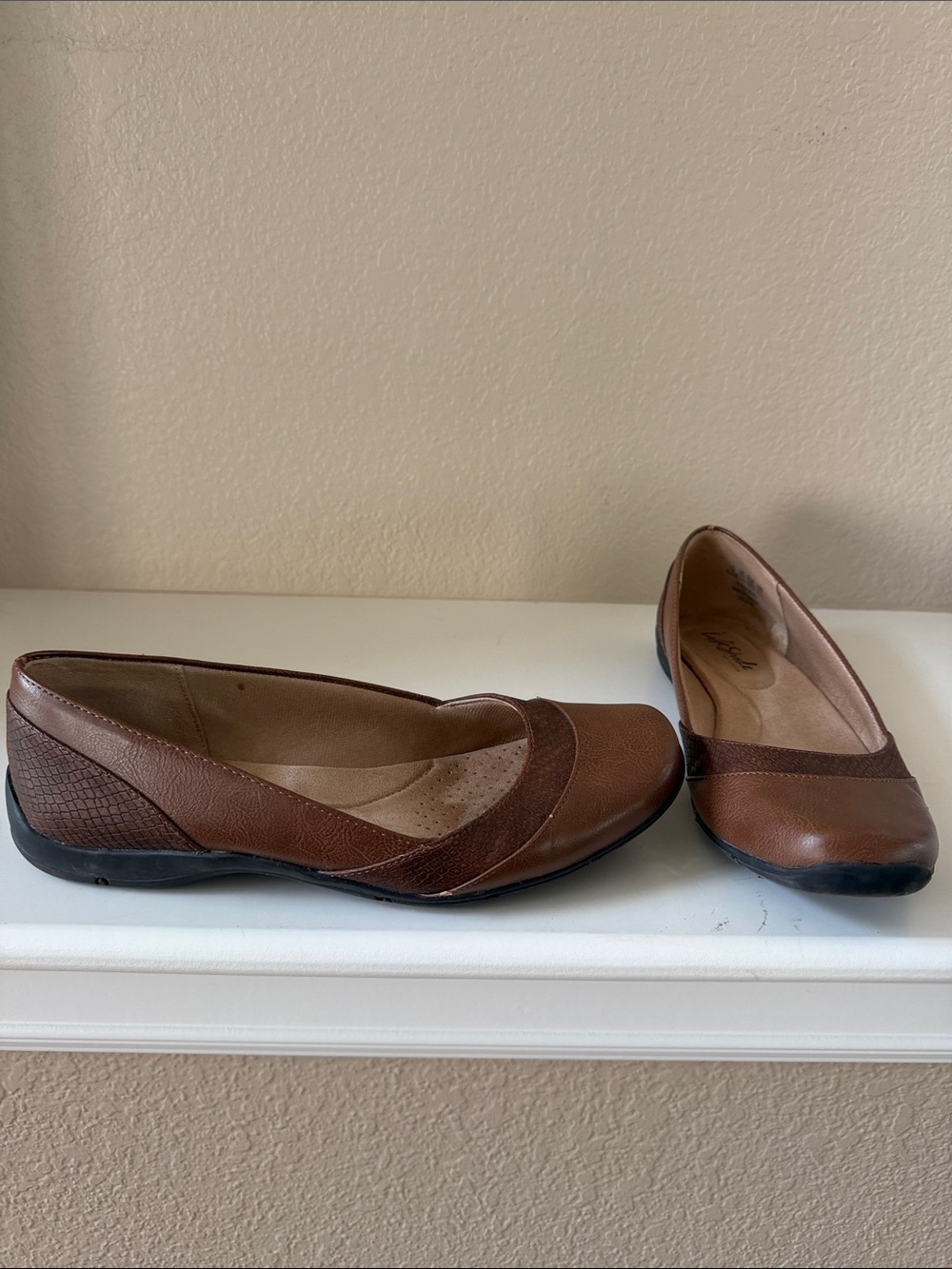 Life Stride Brown Leather Slip-On Flats